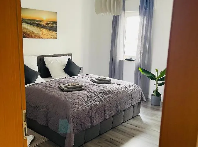 Apartman Gemuetlich*nespresso*netflix*arbeitsplatz*parkplatz